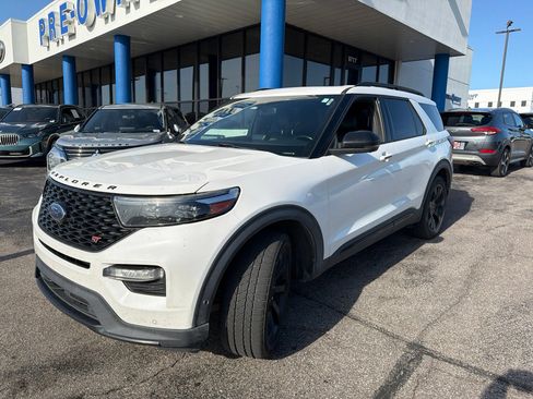 Used 2021 Ford Explorer ST w/ Equipment Group 401A AWD/4WD image 2