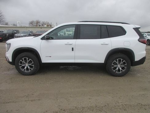 New 2026 GMC Acadia AT4 AWD/4WD image 9
