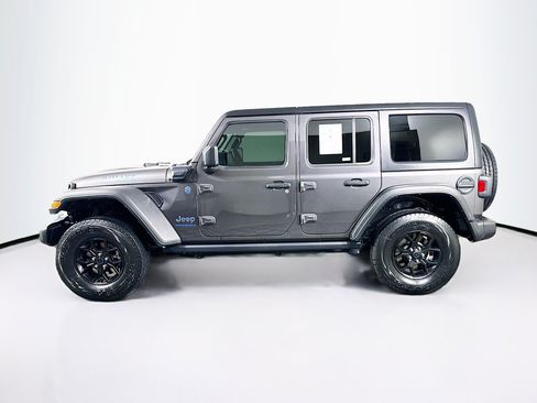 Used 2024 Jeep Wrangler Unlimited AWD/4WD image 4
