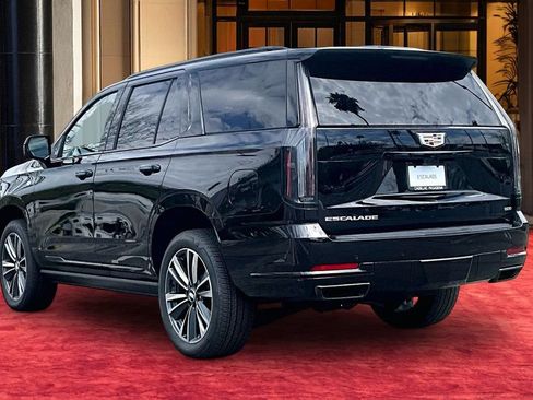 New 2026 Cadillac Escalade Sport AWD/4WD image 4