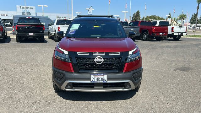 Used 2025 Nissan Pathfinder Rock Creek AWD/4WD image 9