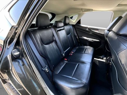 Used 2024 Lexus NX 250 FWD image 19