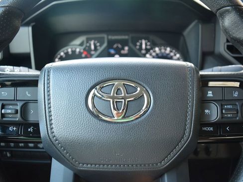 Used 2023 Toyota Tundra SR5 w/ SR5 Convenience Package AWD/4WD image 11