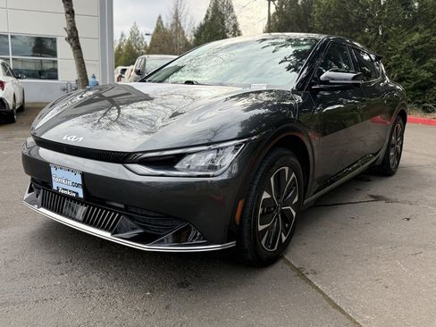 Used 2024 Kia EV6 Wind image 5