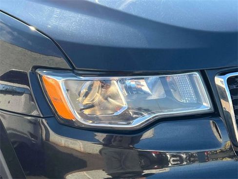 Used 2019 Jeep Grand Cherokee Limited image 9