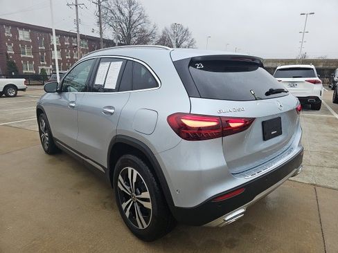 Certified 2025 Mercedes-Benz GLA 250 4MATIC image 4