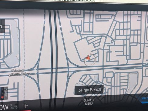 Certified 2024 BMW 330i Sedan w/ Convenience Package RWD image 13