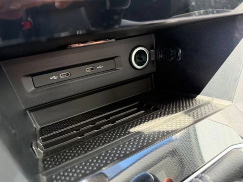 New 2026 Volkswagen Taos SE AWD/4WD image 27