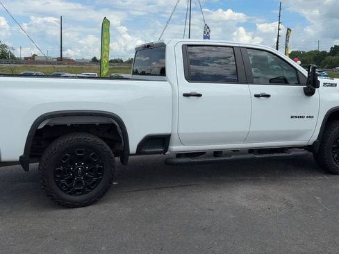 Used 2024 Chevrolet Silverado 2500 LT w/ Z71 Sport Edition AWD/4WD image 7