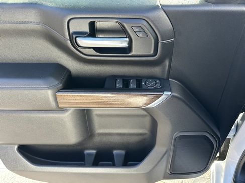 Used 2022 Chevrolet Silverado 1500 LT Trail Boss w/ Bed Protection Package image 22