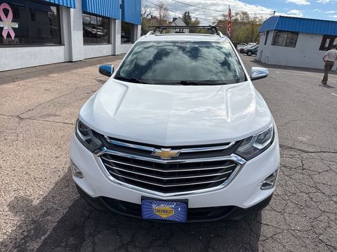 Used 2018 Chevrolet Equinox Premier AWD/4WD image 3