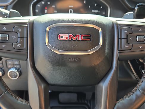 Certified 2024 GMC Sierra 1500 AT4 w/ Technology Package AWD/4WD image 30