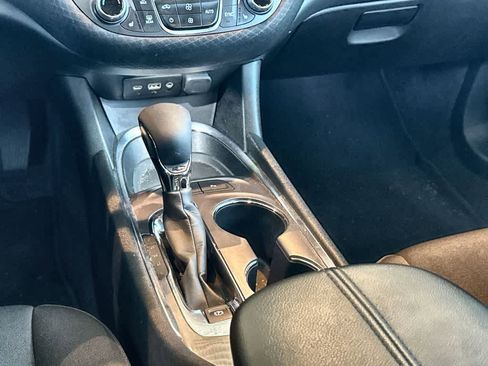 Used 2025 Chevrolet Malibu LT image 17