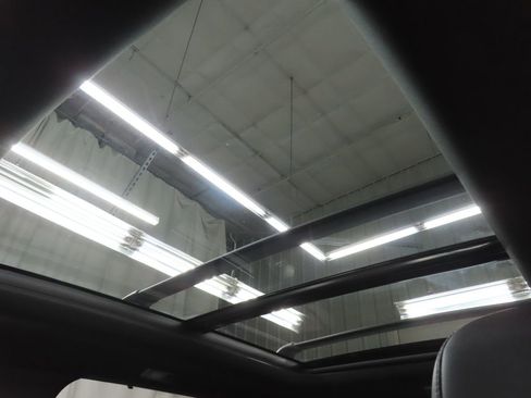 Used 2025 Toyota Grand Highlander AWD Hybrid image 27