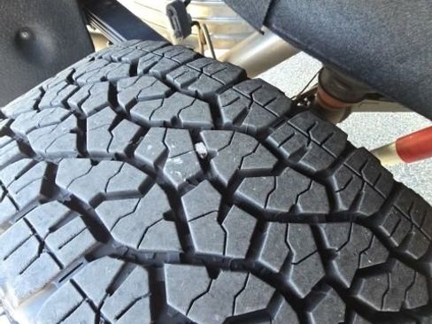 Used 2024 GMC Sierra 2500 SLT w/ SLT Premium Package image 14