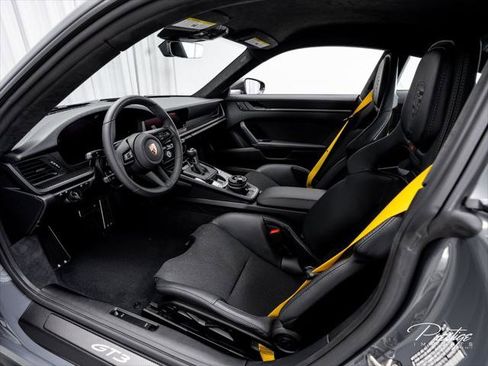 Used 2026 Porsche 911 GT3 RWD image 29