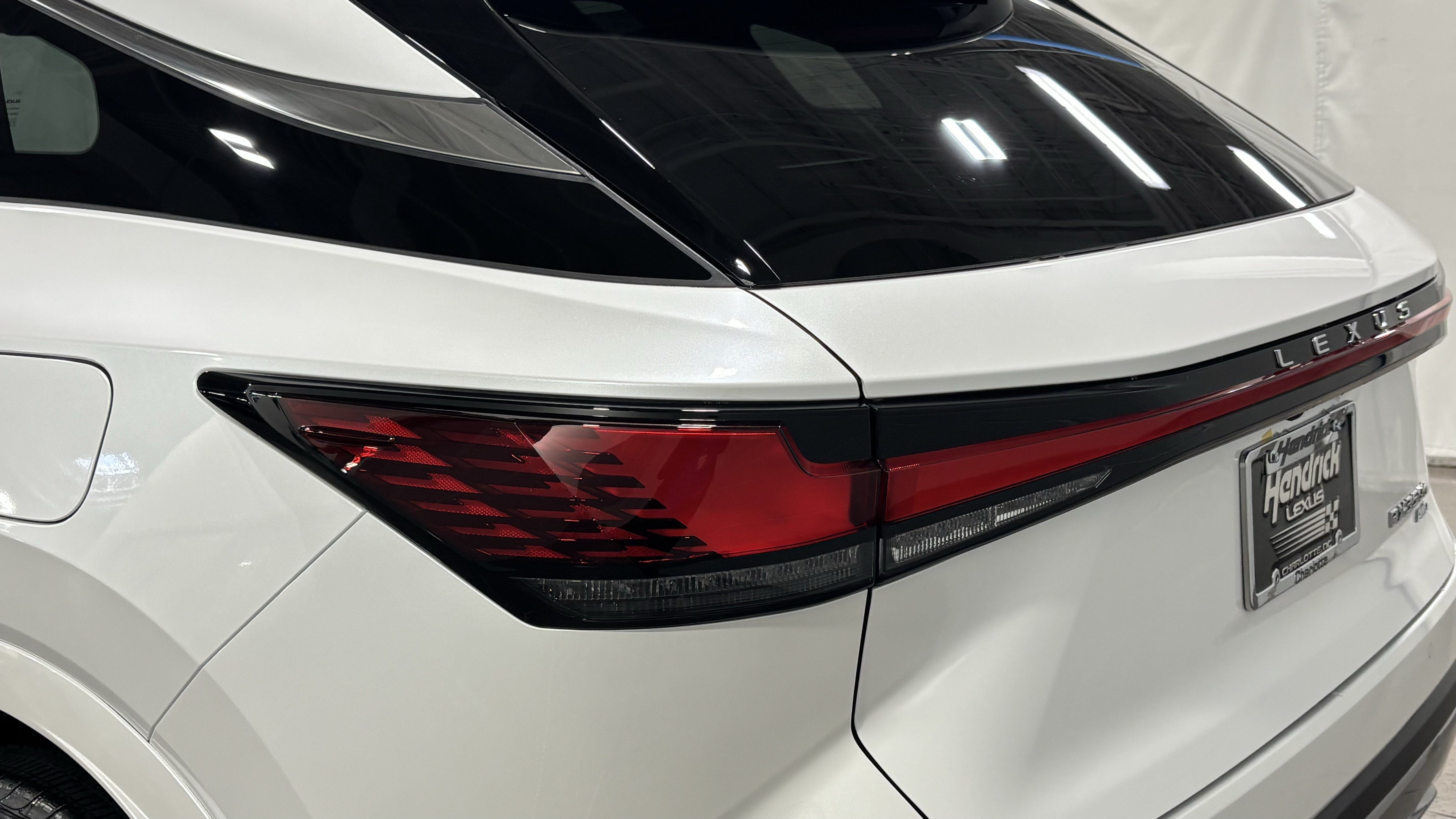 New 2026 Lexus RX 350h AWD/4WD image 6