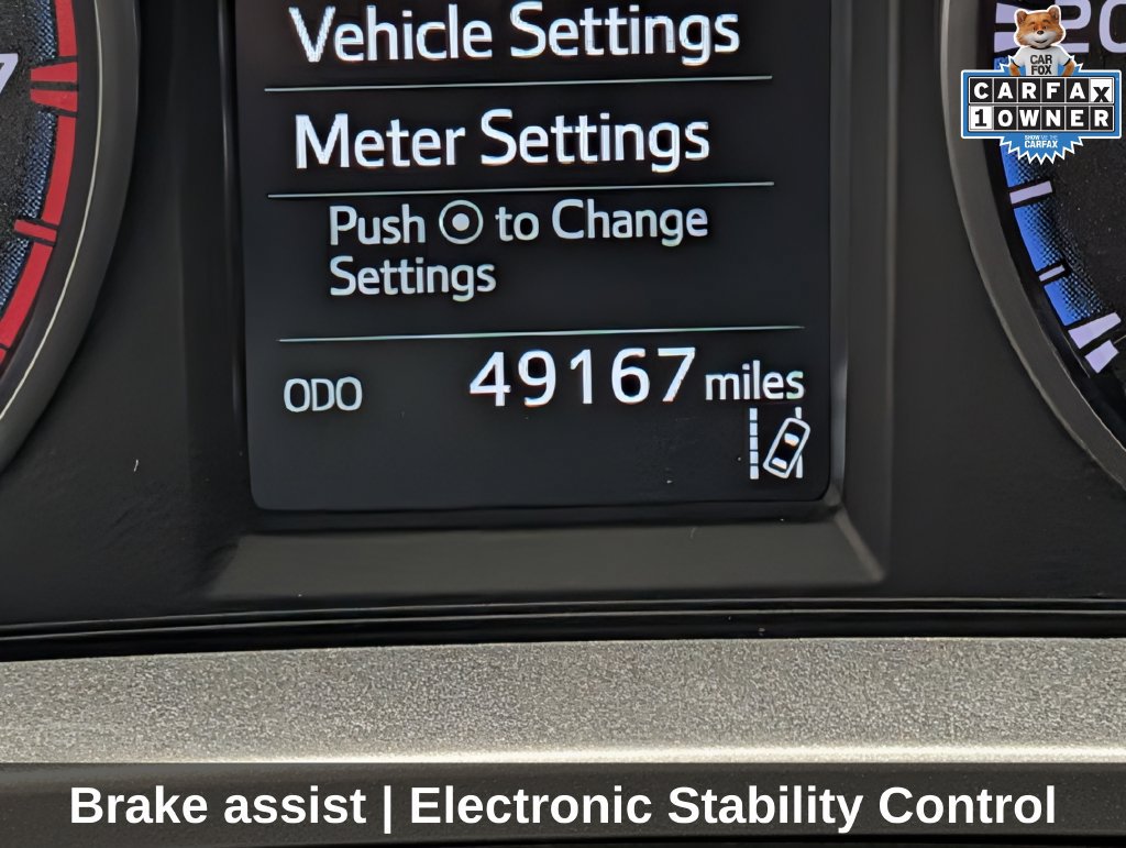 Used 2018 Toyota RAV4 LE w/ All Weather Liner Package AWD/4WD image 20