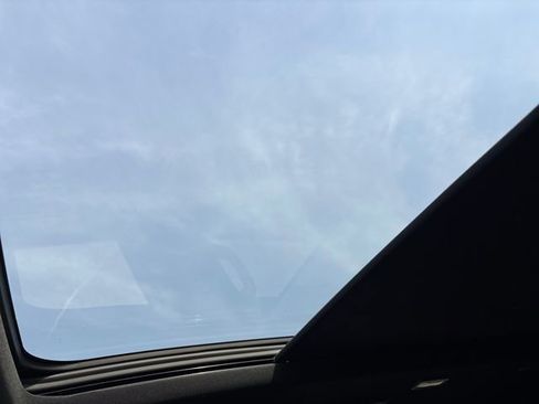 Used 2026 GMC Acadia AT4 w/ Super Cruise Package image 14