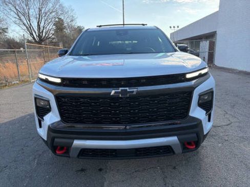 New 2026 Chevrolet Traverse Z71 image 3