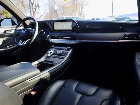 Used 2022 Hyundai Palisade Calligraphy image 39