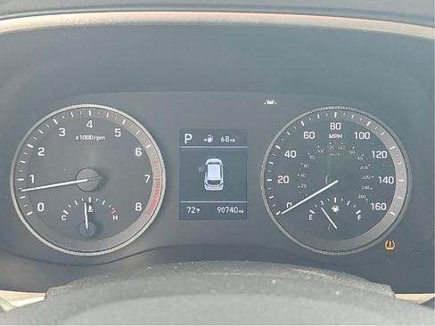 Used 2019 Hyundai Tucson Sport FWD image 7