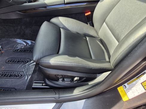 Used 2011 BMW 740i RWD image 20