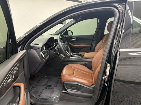Used 2021 Audi Q7 2.0T Premium w/ Convenience Package image 9