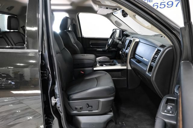 Used 2017 RAM 1500 Laramie w/ Convenience Group AWD/4WD image 31