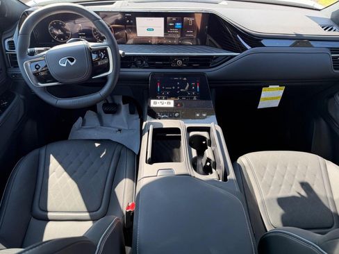 New 2026 INFINITI QX80 Autograph w/ Premium Cargo Package image 5