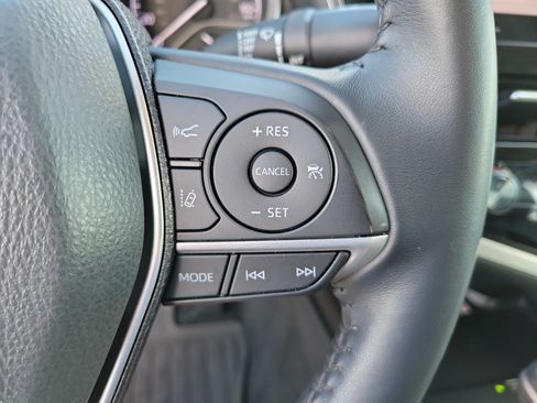 Certified 2023 Toyota Camry XLE FWD image 22