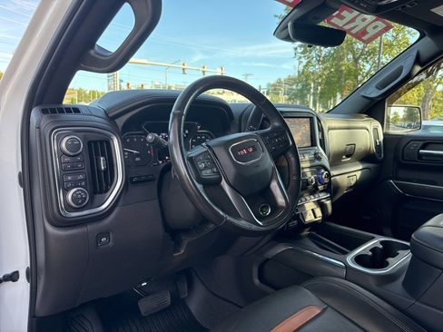 Used 2020 GMC Sierra 1500 AT4 w/ AT4 Premium Package image 12