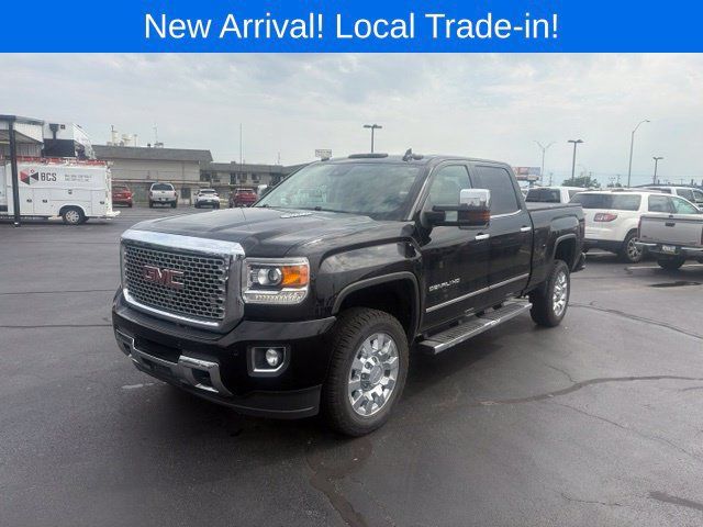 Used 2016 GMC Sierra 2500 Denali w/ Duramax Plus Package AWD/4WD image 1