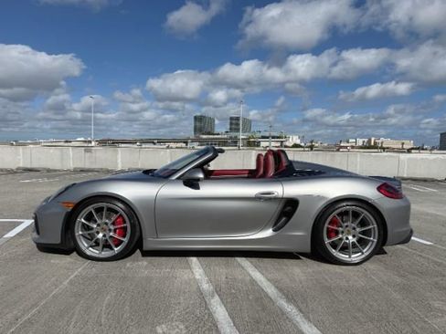Used 2016 Porsche Boxster Spyder image 22