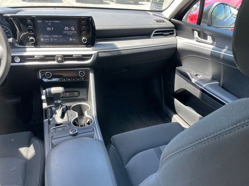 Used 2023 Kia K5 LXS FWD image 9