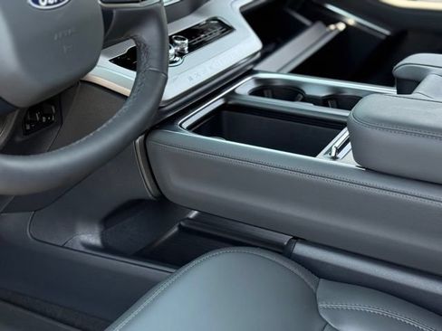 New 2027 Ford Expedition Active AWD/4WD image 35
