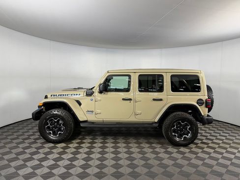 Used 2022 Jeep Wrangler Unlimited Rubicon 4xe w/ Steel Bumper Group AWD/4WD image 10