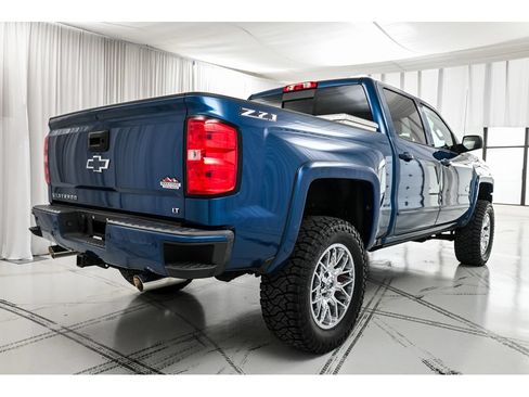 Used 2018 Chevrolet Silverado 1500 LT w/ All Star Edition AWD/4WD image 7