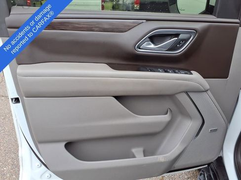 Used 2022 Chevrolet Tahoe LT w/ Luxury Package image 15