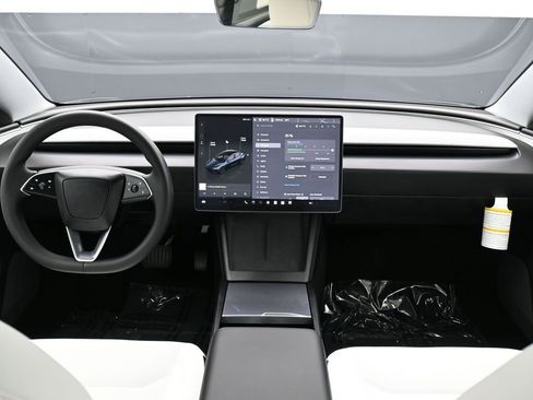 Used 2025 Tesla Model 3 Long Range image 14