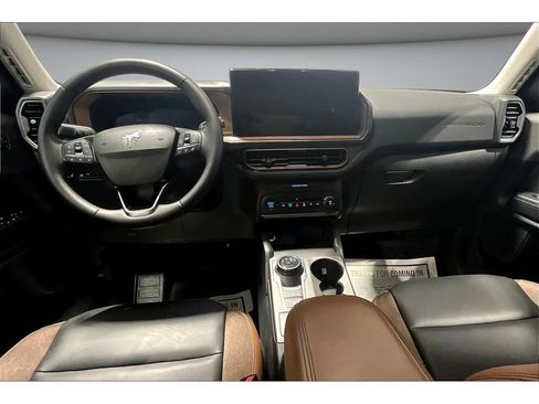 Used 2025 Ford Bronco Sport Outer Banks w/ Outer Banks Tech Package+ image 16