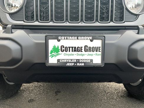 New 2026 Jeep Gladiator Sport image 29