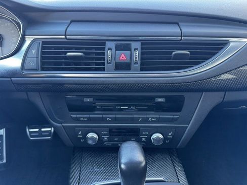 Used 2017 Audi S7 Prestige w/ S7 Sport Package image 32