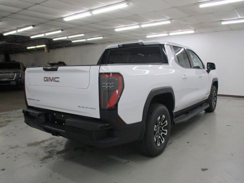 New 2026 GMC Sierra EV Elevation image 8