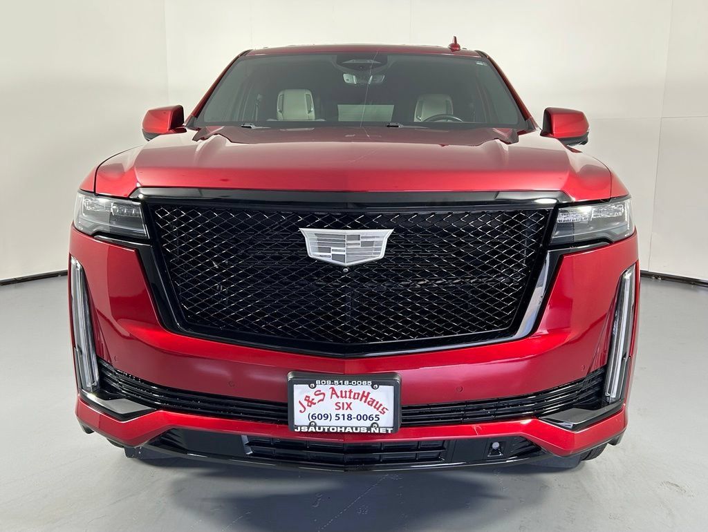 Used 2021 Cadillac Escalade Sport w/ Driver Assist Tech Package AWD/4WD image 2