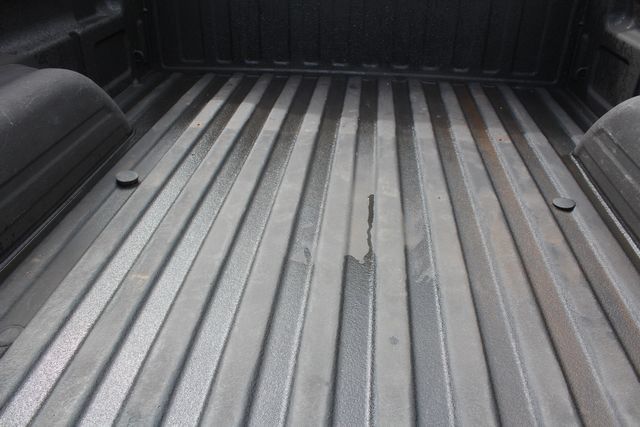 Used 2003 Chevrolet Silverado 2500 LT RWD image 12