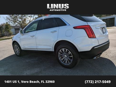 Used 2018 Cadillac XT5 Luxury w/ Driver Awareness Package image 6