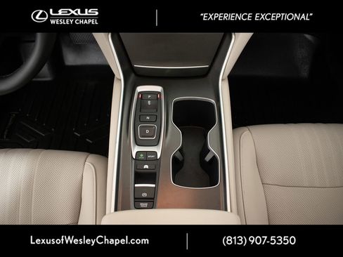 Used 2020 Honda Accord Touring image 27