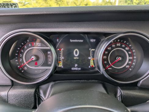 Used 2022 Jeep Gladiator Mojave w/ Trailer Tow Package image 22