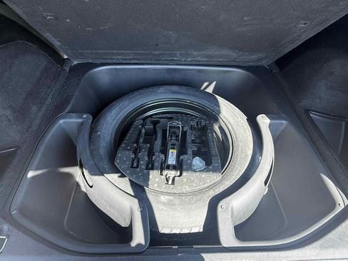 Used 2020 Jeep Grand Cherokee Altitude image 36